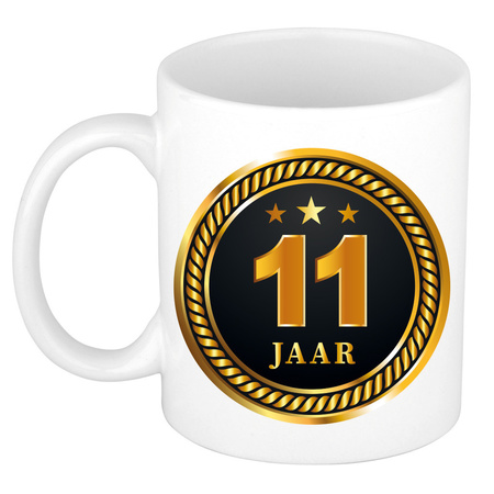 Gold black medal 11 year mug for birthday / anniversary