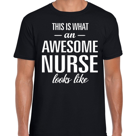 Awesome nurse / verpleeger cadeau t-shirt zwart heren