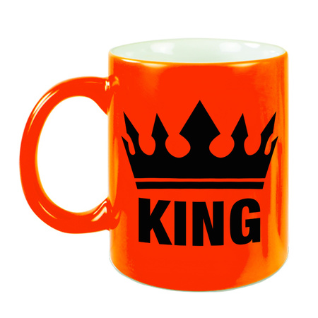 Cadeau King mok/ beker fluor neon oranje met zwarte bedrukking 300 ml