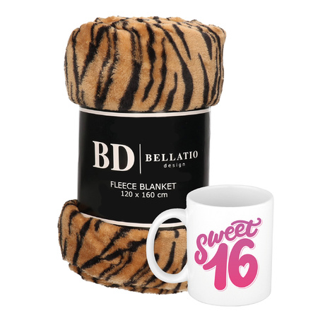 Gift birthday 16/ Sweet 16 set: Fleece plaid/blanket tiger print withSweet 16 mug 300 ml