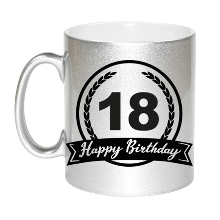 Happy Birthday 18 years zilveren cadeau mok / beker met wimpel 330 ml
