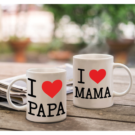 Love papa en mama met hartje mok - Cadeau beker set voor Papa en Mama