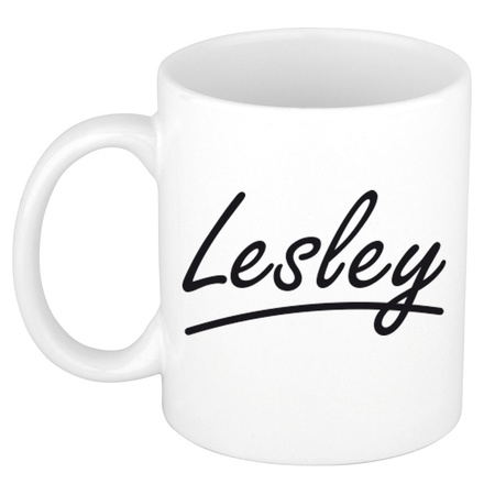 Name mug Lesley with elegant letters 300 ml