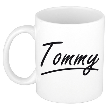 Naam cadeau mok / beker Tommy met sierlijke letters 300 ml