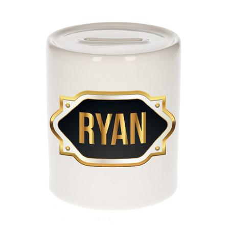 Naam cadeau spaarpot Ryan met gouden embleem