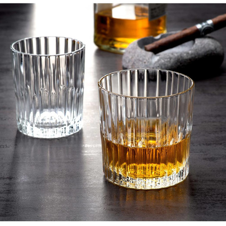 Glazen whisky/water karaf 900 ml met 6x whiskyglazen 310 ml