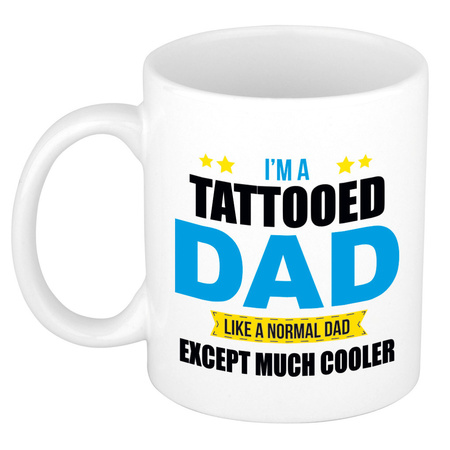 Tattooed dad mok / beker wit 300 ml - Cadeau mokken - Papa/ Vaderdag